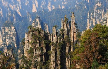 長沙出發(fā)到黃龍洞、張家界森林公園、天門山、鳳凰五日游